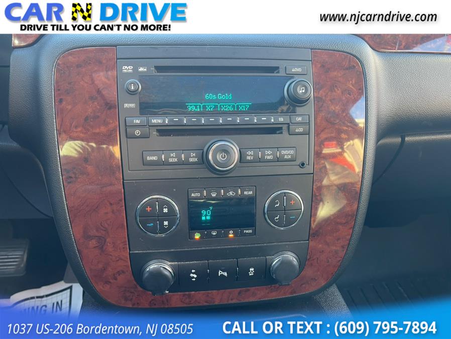 Used Chevrolet Suburban LT 1500 4WD 2014 | Car N Drive. Bordentown, New Jersey Used Chevrolet Suburban LT 1500 4WD 2014 | Car N Drive. Bordentown, New Jersey
