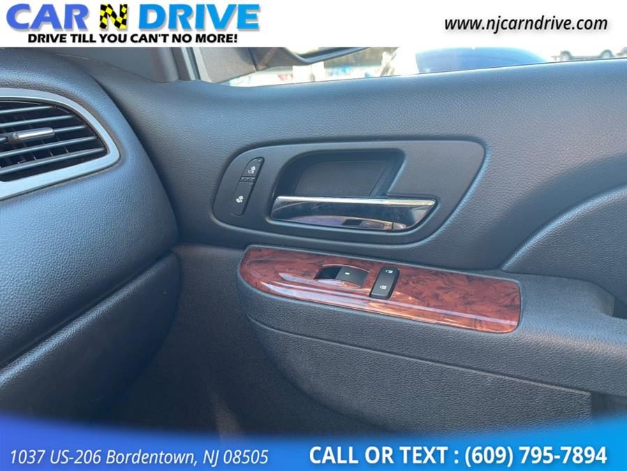 Used Chevrolet Suburban LT 1500 4WD 2014 | Car N Drive. Bordentown, New Jersey Used Chevrolet Suburban LT 1500 4WD 2014 | Car N Drive. Bordentown, New Jersey