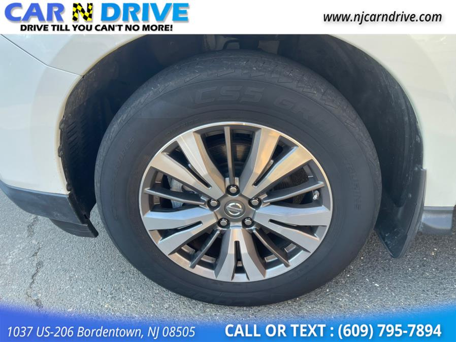 Used Nissan Pathfinder SL 2WD 2017 | Car N Drive. Bordentown, New Jersey Used Nissan Pathfinder SL 2WD 2017 | Car N Drive. Bordentown, New Jersey