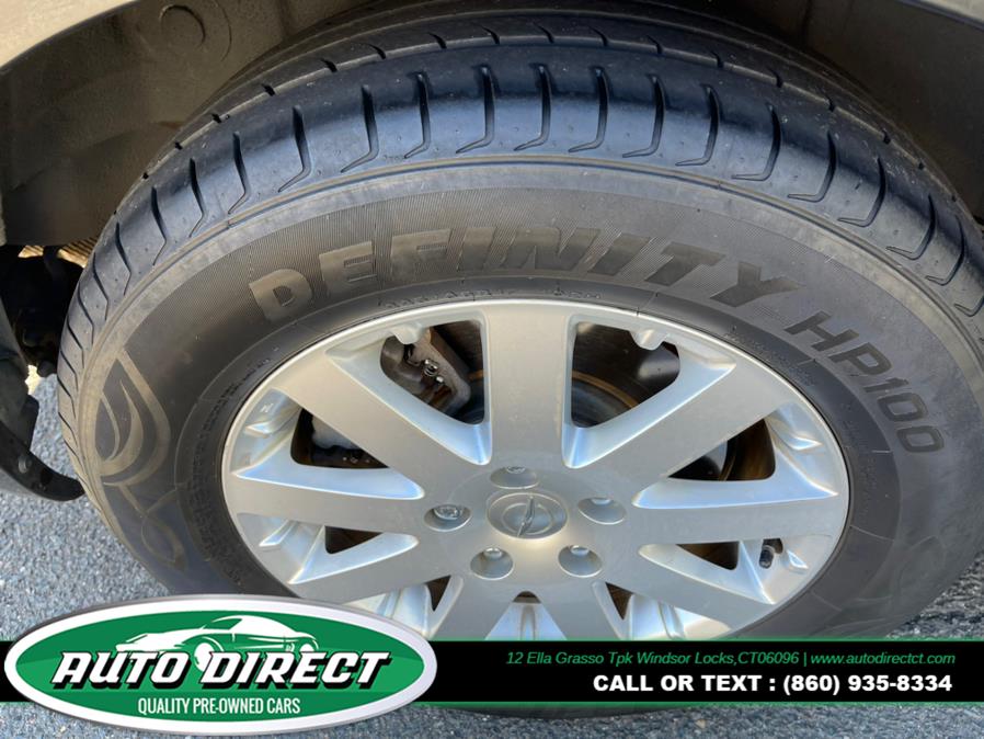 Used Chrysler Town & Country 4dr Wgn Touring 2015 | Auto Direct LLC. Windsor Locks, Connecticut Used Chrysler Town & Country 4dr Wgn Touring 2015 | Auto Direct LLC. Windsor Locks, Connecticut