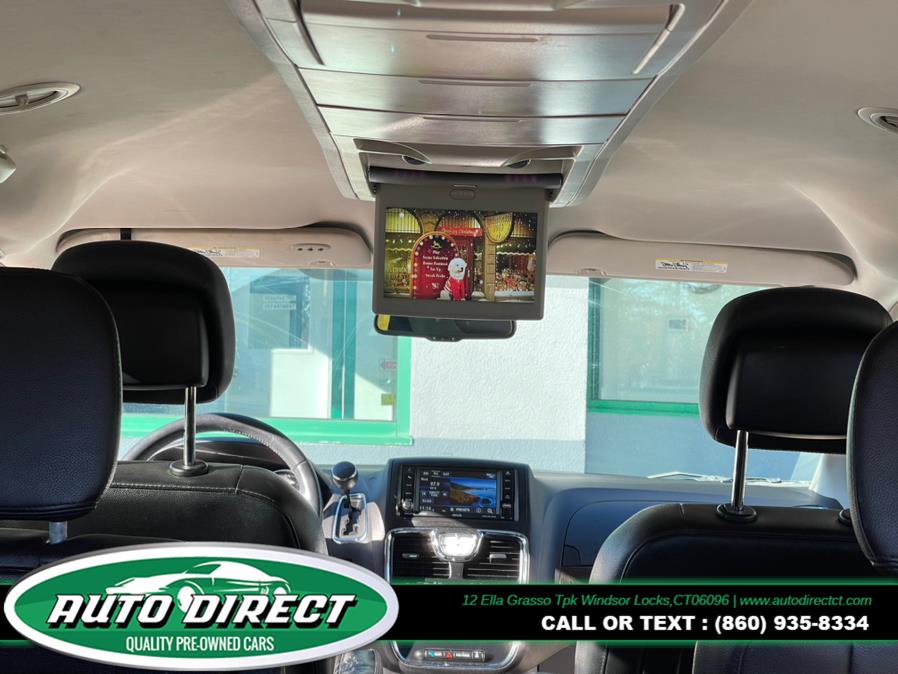 Used Chrysler Town & Country 4dr Wgn Touring 2015 | Auto Direct LLC. Windsor Locks, Connecticut Used Chrysler Town & Country 4dr Wgn Touring 2015 | Auto Direct LLC. Windsor Locks, Connecticut