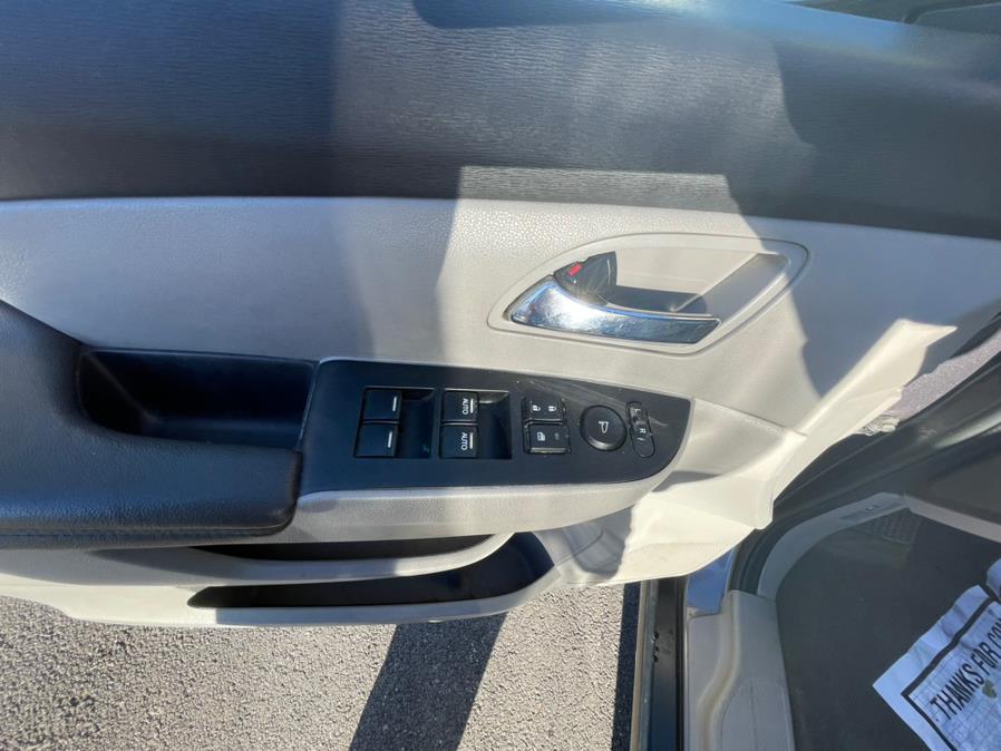 2015 Honda Odyssey 5dr EX, available for sale in Irvington, New Jersey | Elis Motors Corp. Irvington, New Jersey 2015 Honda Odyssey 5dr EX, available for sale in Irvington, New Jersey | Elis Motors Corp. Irvington, New Jersey