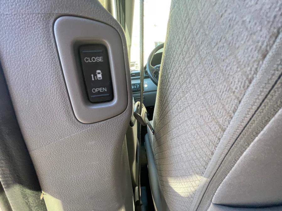 2015 Honda Odyssey 5dr EX, available for sale in Irvington, New Jersey | Elis Motors Corp. Irvington, New Jersey 2015 Honda Odyssey 5dr EX, available for sale in Irvington, New Jersey | Elis Motors Corp. Irvington, New Jersey