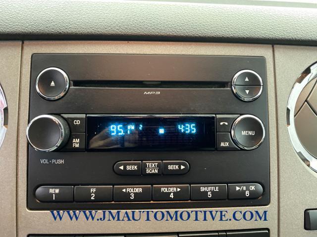 2014 Ford Super Duty F-250 Srw 4WD SuperCab 158 XLT, available for sale in Naugatuck, Connecticut | J&M Automotive Sls&Svc LLC. Naugatuck, Connecticut 2014 Ford Super Duty F-250 Srw 4WD SuperCab 158 XLT, available for sale in Naugatuck, Connecticut | J&M Automotive Sls&Svc LLC. Naugatuck, Connecticut