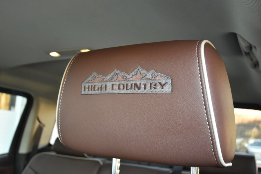 Used Chevrolet Silverado 1500 4WD Crew Cab 143.5" High Country 2014 | Highline Car Connection. Waterbury, Connecticut Used Chevrolet Silverado 1500 4WD Crew Cab 143.5" High Country 2014 | Highline Car Connection. Waterbury, Connecticut