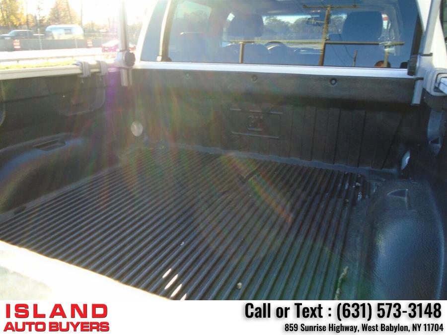 2008 GMC Sierra 1500 Denali 4WD 4dr Crew Cab 5.8 ft. SB, available for sale in West Babylon, New York | Island Auto Buyers. West Babylon, New York 2008 GMC Sierra 1500 Denali 4WD 4dr Crew Cab 5.8 ft. SB, available for sale in West Babylon, New York | Island Auto Buyers. West Babylon, New York