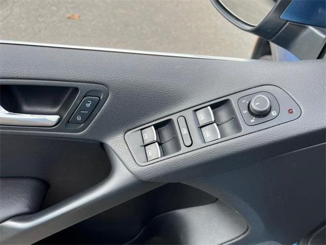 2017 Volkswagen Tiguan Wolfsburg, available for sale in Stratford, Connecticut | Wiz Leasing Inc. Stratford, Connecticut 2017 Volkswagen Tiguan Wolfsburg, available for sale in Stratford, Connecticut | Wiz Leasing Inc. Stratford, Connecticut