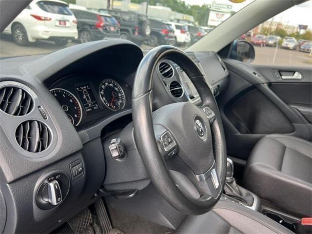 2017 Volkswagen Tiguan Wolfsburg, available for sale in Stratford, Connecticut | Wiz Leasing Inc. Stratford, Connecticut 2017 Volkswagen Tiguan Wolfsburg, available for sale in Stratford, Connecticut | Wiz Leasing Inc. Stratford, Connecticut