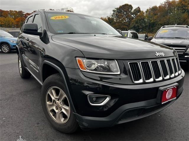 2014 Jeep Grand Cherokee Laredo, available for sale in Stratford, Connecticut | Wiz Leasing Inc. Stratford, Connecticut 2014 Jeep Grand Cherokee Laredo, available for sale in Stratford, Connecticut | Wiz Leasing Inc. Stratford, Connecticut