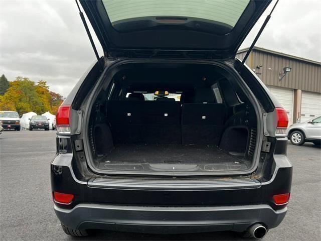2014 Jeep Grand Cherokee Laredo, available for sale in Stratford, Connecticut | Wiz Leasing Inc. Stratford, Connecticut 2014 Jeep Grand Cherokee Laredo, available for sale in Stratford, Connecticut | Wiz Leasing Inc. Stratford, Connecticut