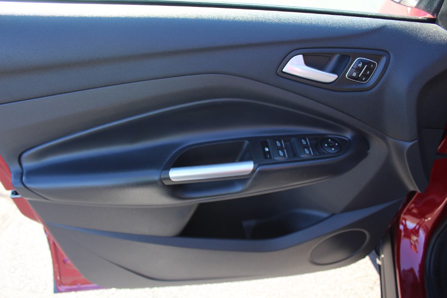 2019 Ford Escape Titanium 4WD, available for sale in Deer Park, New York | Car Tec Enterprise Leasing & Sales LLC. Deer Park, New York 2019 Ford Escape Titanium 4WD, available for sale in Deer Park, New York | Car Tec Enterprise Leasing & Sales LLC. Deer Park, New York