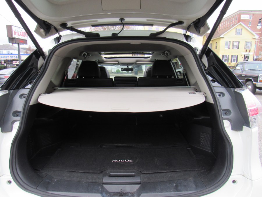 Used Nissan Rogue SL 2015 | Hilario's Auto Sales Inc.. Worcester, Massachusetts Used Nissan Rogue SL 2015 | Hilario's Auto Sales Inc.. Worcester, Massachusetts