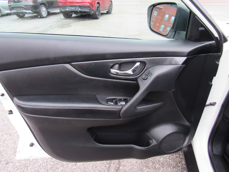 Used Nissan Rogue SL 2015 | Hilario's Auto Sales Inc.. Worcester, Massachusetts Used Nissan Rogue SL 2015 | Hilario's Auto Sales Inc.. Worcester, Massachusetts