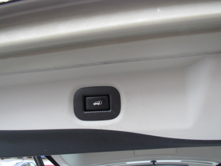 Used Nissan Rogue SL 2015 | Hilario's Auto Sales Inc.. Worcester, Massachusetts Used Nissan Rogue SL 2015 | Hilario's Auto Sales Inc.. Worcester, Massachusetts