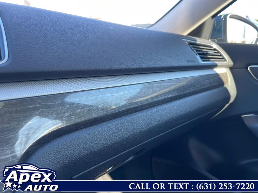 2018 Volkswagen Passat 2.0T SE w/Technology Auto, available for sale in Selden, New York | Apex Auto. Selden, New York 2018 Volkswagen Passat 2.0T SE w/Technology Auto, available for sale in Selden, New York | Apex Auto. Selden, New York