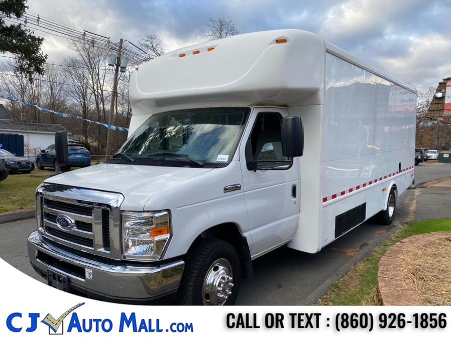 Used Ford E-Series Cutaway E-450 DRW 176" WB 2019 | CJ Auto Mall. Bristol, Connecticut Used Ford E-Series Cutaway E-450 DRW 176" WB 2019 | CJ Auto Mall. Bristol, Connecticut