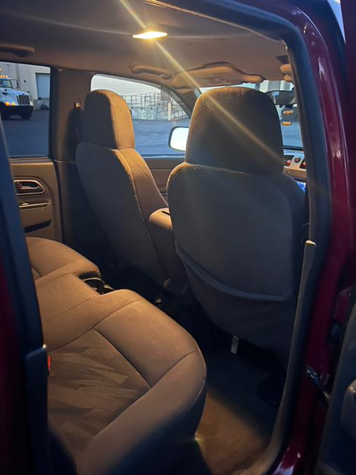 2005 Chevrolet Colorado Crew Cab 126.0" WB 4WD 1SE LS Z71, available for sale in Revere, Massachusetts | Wonderland Auto. Revere, Massachusetts 2005 Chevrolet Colorado Crew Cab 126.0" WB 4WD 1SE LS Z71, available for sale in Revere, Massachusetts | Wonderland Auto. Revere, Massachusetts