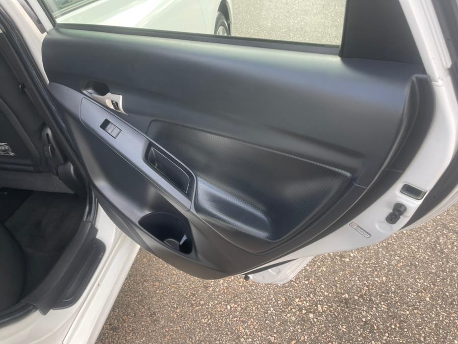 2009 Toyota Matrix 5dr Wgn Auto S AWD, available for sale in South Windsor, Connecticut | Mike And Tony Auto Sales, Inc. South Windsor, Connecticut 2009 Toyota Matrix 5dr Wgn Auto S AWD, available for sale in South Windsor, Connecticut | Mike And Tony Auto Sales, Inc. South Windsor, Connecticut