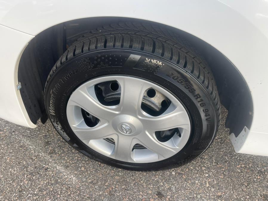 2009 Toyota Matrix 5dr Wgn Auto S AWD, available for sale in South Windsor, Connecticut | Mike And Tony Auto Sales, Inc. South Windsor, Connecticut 2009 Toyota Matrix 5dr Wgn Auto S AWD, available for sale in South Windsor, Connecticut | Mike And Tony Auto Sales, Inc. South Windsor, Connecticut