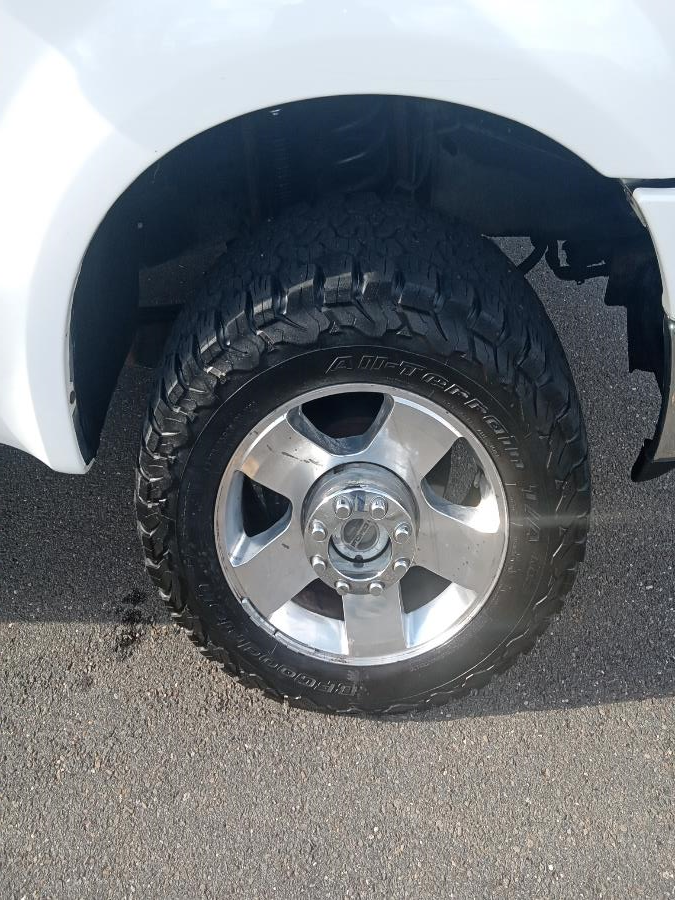 2006 Ford Super Duty F-250 Crew Cab 172" XLT 4WD, available for sale in New Britain, Connecticut | Supreme Automotive. New Britain, Connecticut 2006 Ford Super Duty F-250 Crew Cab 172" XLT 4WD, available for sale in New Britain, Connecticut | Supreme Automotive. New Britain, Connecticut