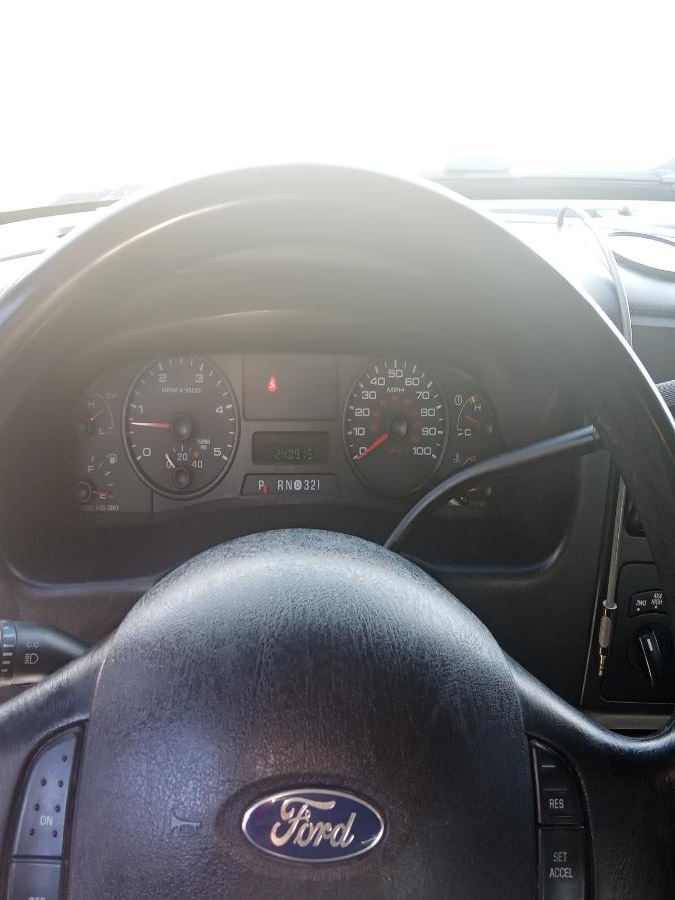 2006 Ford Super Duty F-250 Crew Cab 172" XLT 4WD, available for sale in New Britain, Connecticut | Supreme Automotive. New Britain, Connecticut 2006 Ford Super Duty F-250 Crew Cab 172" XLT 4WD, available for sale in New Britain, Connecticut | Supreme Automotive. New Britain, Connecticut