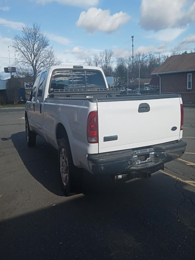 2006 Ford Super Duty F-250 Crew Cab 172" XLT 4WD, available for sale in New Britain, Connecticut | Supreme Automotive. New Britain, Connecticut 2006 Ford Super Duty F-250 Crew Cab 172" XLT 4WD, available for sale in New Britain, Connecticut | Supreme Automotive. New Britain, Connecticut
