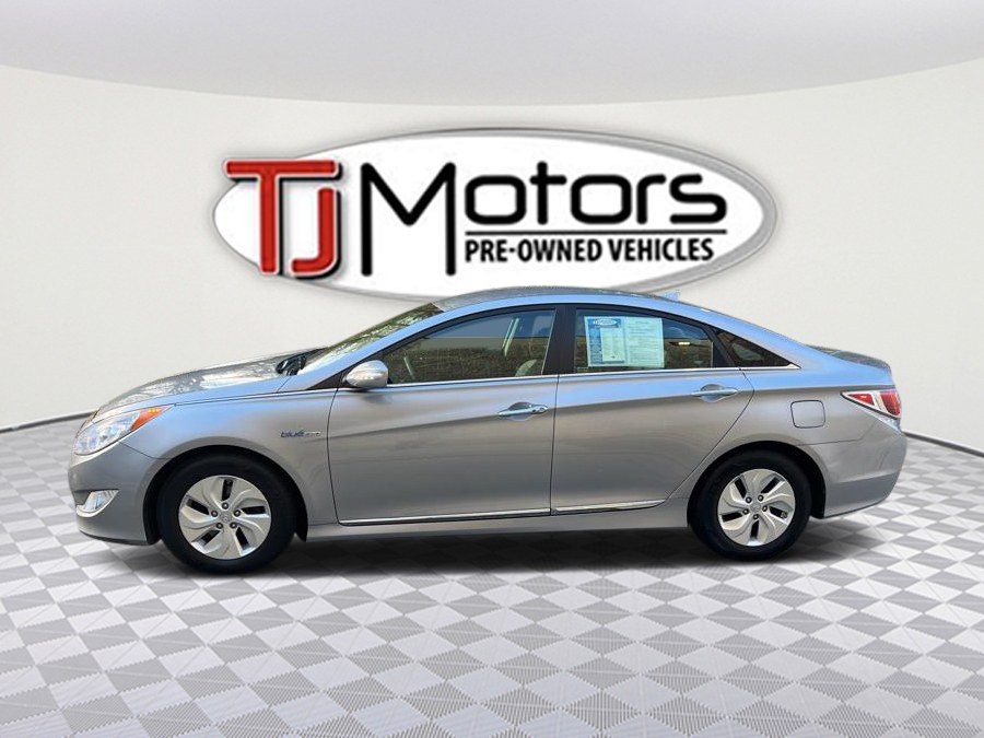 2014 Hyundai Sonata Hybrid 4dr Sdn, available for sale in New London, Connecticut | TJ Motors. New London, Connecticut 2014 Hyundai Sonata Hybrid 4dr Sdn, available for sale in New London, Connecticut | TJ Motors. New London, Connecticut