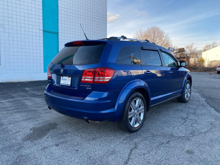 2010 Dodge Journey FWD 4dr SXT, available for sale in Milford, Connecticut | Dealertown Auto Wholesalers. Milford, Connecticut 2010 Dodge Journey FWD 4dr SXT, available for sale in Milford, Connecticut | Dealertown Auto Wholesalers. Milford, Connecticut