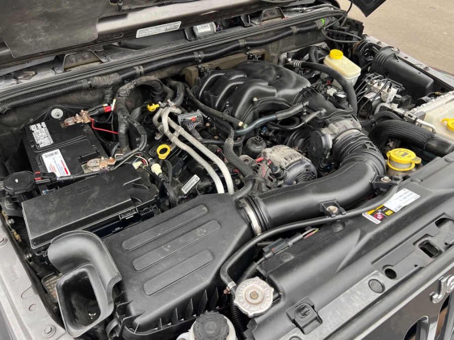 2014 Jeep Wrangler Unlimited 4WD 4dr Sahara, available for sale in Ortonville, Michigan | Marsh Auto Sales LLC. Ortonville, Michigan 2014 Jeep Wrangler Unlimited 4WD 4dr Sahara, available for sale in Ortonville, Michigan | Marsh Auto Sales LLC. Ortonville, Michigan