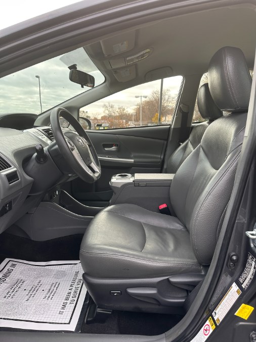 Used Toyota Prius v 5dr Wgn Three (Natl) 2014 | A-Tech. Medford, Massachusetts Used Toyota Prius v 5dr Wgn Three (Natl) 2014 | A-Tech. Medford, Massachusetts