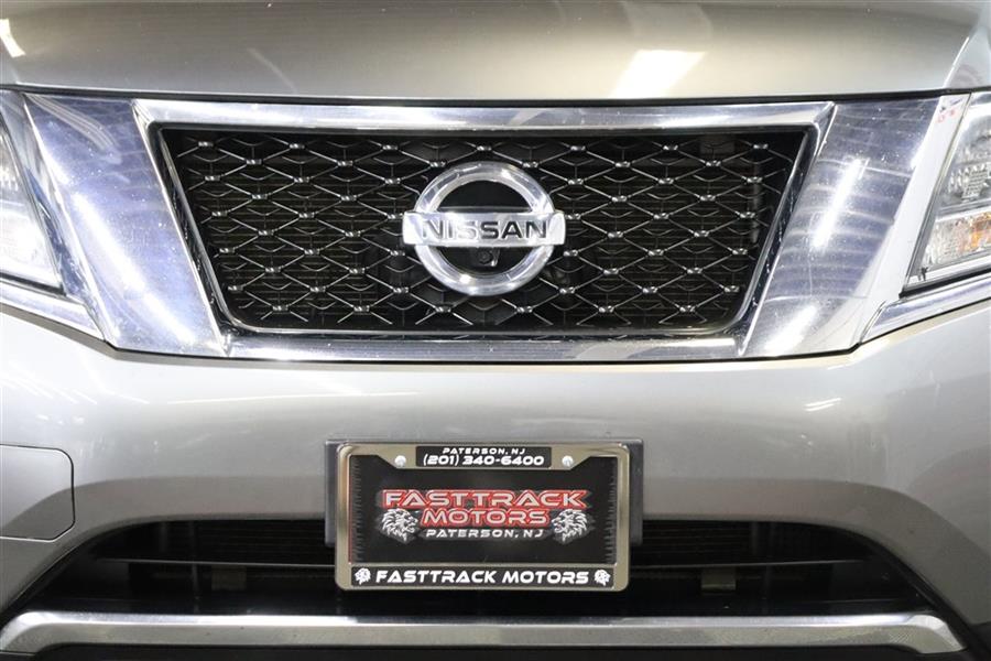 2015 Nissan Pathfinder SL, available for sale in Paterson, New Jersey | Fast Track Motors. Paterson, New Jersey 2015 Nissan Pathfinder SL, available for sale in Paterson, New Jersey | Fast Track Motors. Paterson, New Jersey