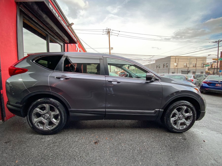 2017 Honda CR-V EX-L AWD w/Navi, available for sale in Newark, New Jersey | RT Auto Center LLC. Newark, New Jersey 2017 Honda CR-V EX-L AWD w/Navi, available for sale in Newark, New Jersey | RT Auto Center LLC. Newark, New Jersey