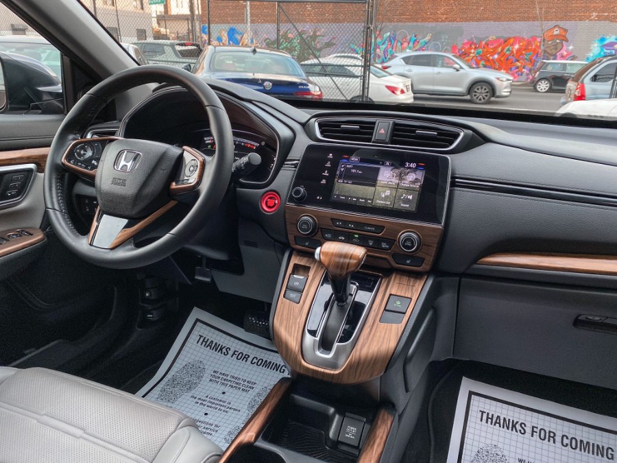 2017 Honda CR-V EX-L AWD w/Navi, available for sale in Newark, New Jersey | RT Auto Center LLC. Newark, New Jersey 2017 Honda CR-V EX-L AWD w/Navi, available for sale in Newark, New Jersey | RT Auto Center LLC. Newark, New Jersey