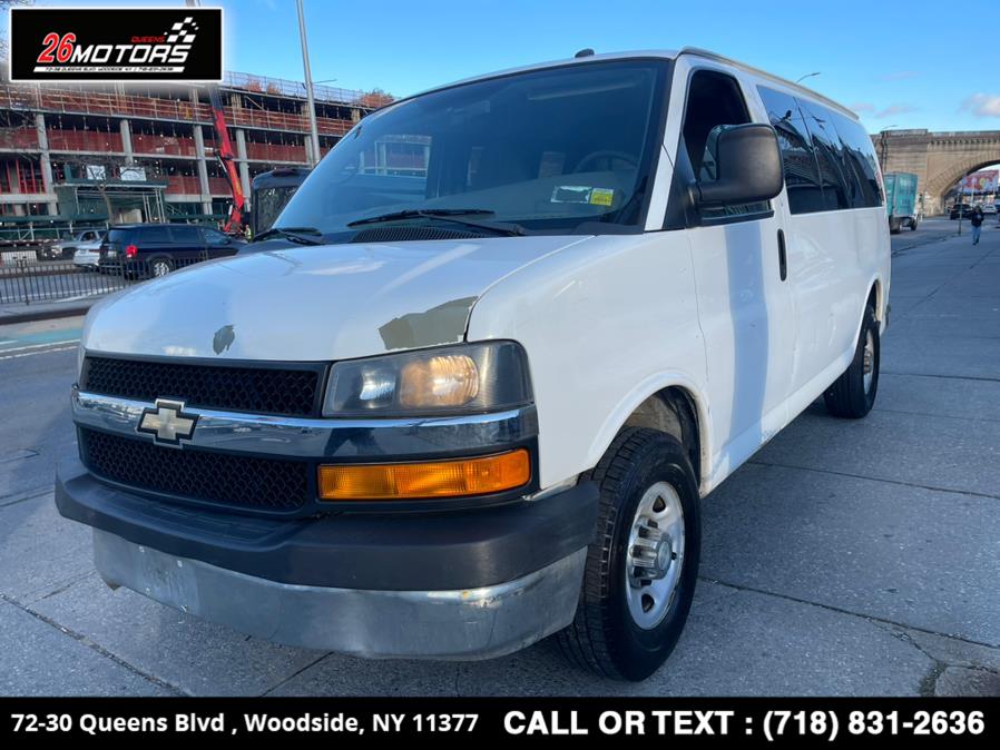 Used Chevrolet Express Passenger RWD 2500 135" 1LT 2011 | 26 Motors Queens. Woodside, New York Used Chevrolet Express Passenger RWD 2500 135" 1LT 2011 | 26 Motors Queens. Woodside, New York