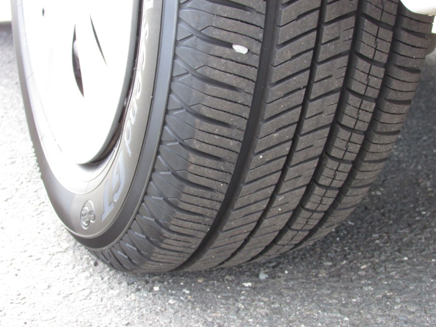 2012 Kia Forte 4dr Sdn Auto EX, available for sale in East Windsor, Connecticut | United Auto Sales of E Windsor, Inc. East Windsor, Connecticut 2012 Kia Forte 4dr Sdn Auto EX, available for sale in East Windsor, Connecticut | United Auto Sales of E Windsor, Inc. East Windsor, Connecticut