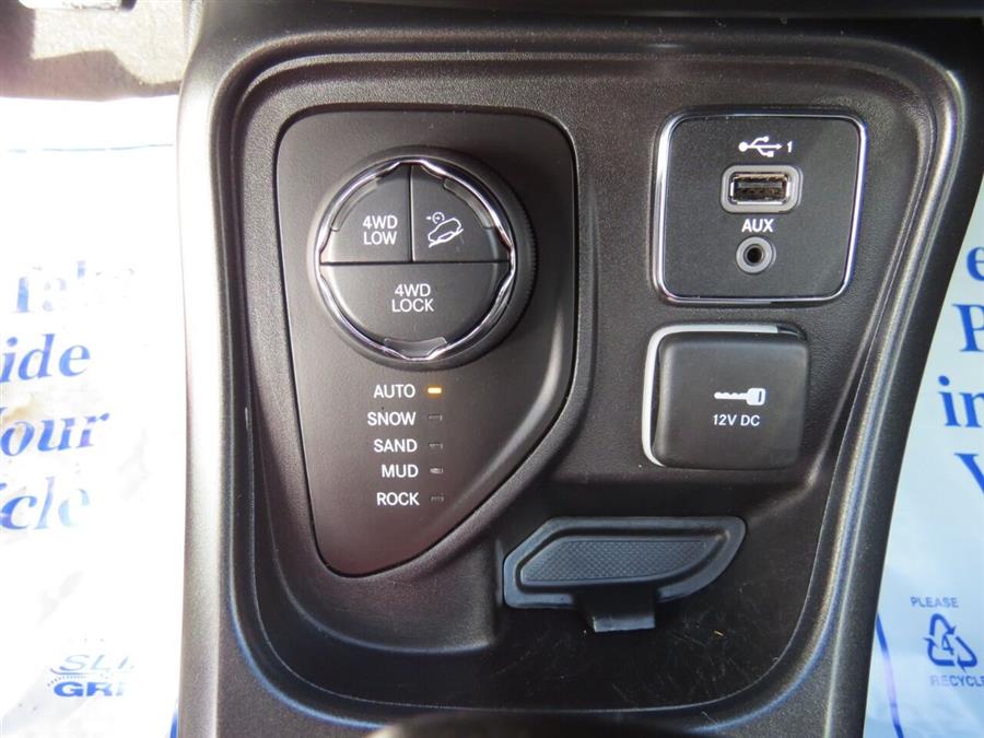 Used Jeep Compass Trailhawk 4x4 4dr SUV 2019 | Lake City Exports Inc. Auburn, Maine Used Jeep Compass Trailhawk 4x4 4dr SUV 2019 | Lake City Exports Inc. Auburn, Maine