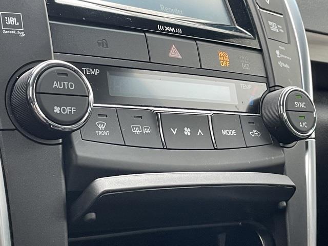 Used Toyota Camry XLE 2017 | Blasius Federal Road. Brookfield, Connecticut Used Toyota Camry XLE 2017 | Blasius Federal Road. Brookfield, Connecticut