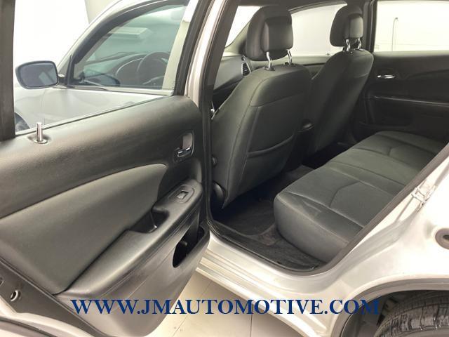 2011 Chrysler 200 4dr Sdn LX, available for sale in Naugatuck, Connecticut | J&M Automotive Sls&Svc LLC. Naugatuck, Connecticut 2011 Chrysler 200 4dr Sdn LX, available for sale in Naugatuck, Connecticut | J&M Automotive Sls&Svc LLC. Naugatuck, Connecticut