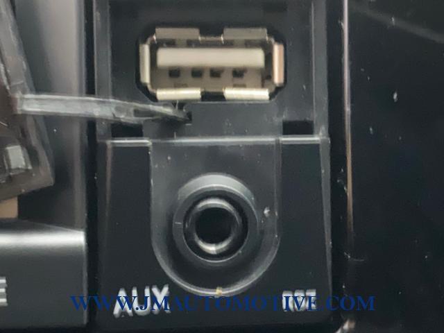 2011 Chrysler 200 4dr Sdn LX, available for sale in Naugatuck, Connecticut | J&M Automotive Sls&Svc LLC. Naugatuck, Connecticut 2011 Chrysler 200 4dr Sdn LX, available for sale in Naugatuck, Connecticut | J&M Automotive Sls&Svc LLC. Naugatuck, Connecticut