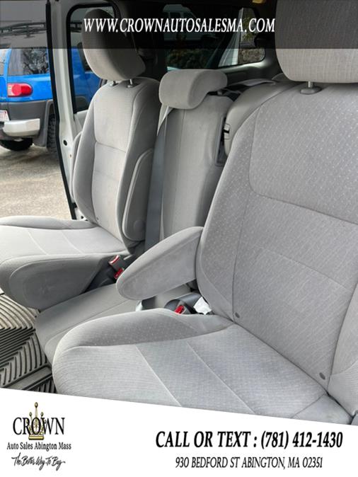2015 Toyota Sienna 5dr 7-Pass Van LE FWD Mobility (Natl), available for sale in Abington, Massachusetts | Crown Auto Sales. Abington, Massachusetts 2015 Toyota Sienna 5dr 7-Pass Van LE FWD Mobility (Natl), available for sale in Abington, Massachusetts | Crown Auto Sales. Abington, Massachusetts
