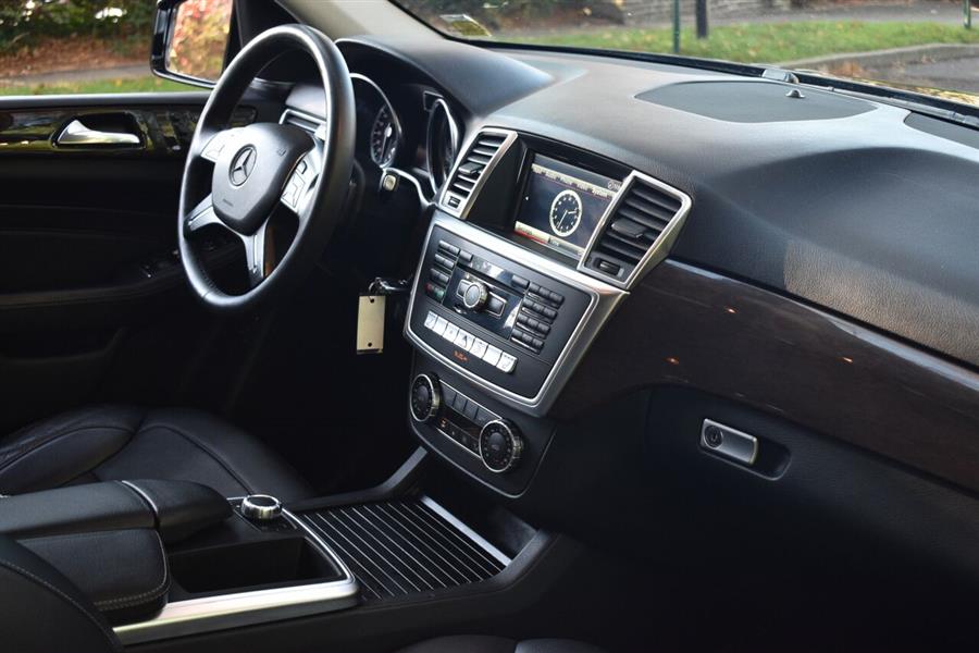 2015 Mercedes-benz M-class ML 350 4MATIC AWD 4dr SUV, available for sale in Great Neck, New York | Camy Cars. Great Neck, New York 2015 Mercedes-benz M-class ML 350 4MATIC AWD 4dr SUV, available for sale in Great Neck, New York | Camy Cars. Great Neck, New York