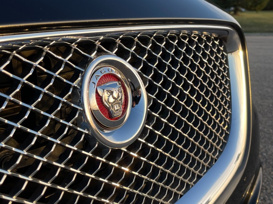 2014 Jaguar XJ 4dr Sdn XJL Supercharged RWD, available for sale in Darien, Wisconsin | Geneva Motor Cars. Darien, Wisconsin 2014 Jaguar XJ 4dr Sdn XJL Supercharged RWD, available for sale in Darien, Wisconsin | Geneva Motor Cars. Darien, Wisconsin