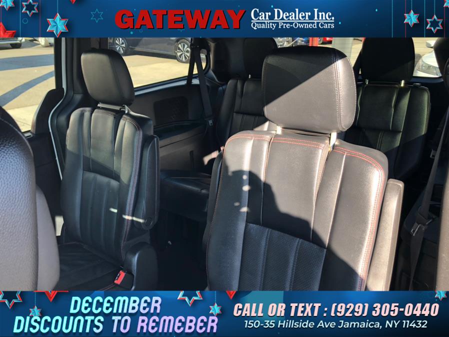 2019 Dodge Grand Caravan GT Wagon, available for sale in Jamaica, New York | Gateway Car Dealer Inc. Jamaica, New York 2019 Dodge Grand Caravan GT Wagon, available for sale in Jamaica, New York | Gateway Car Dealer Inc. Jamaica, New York