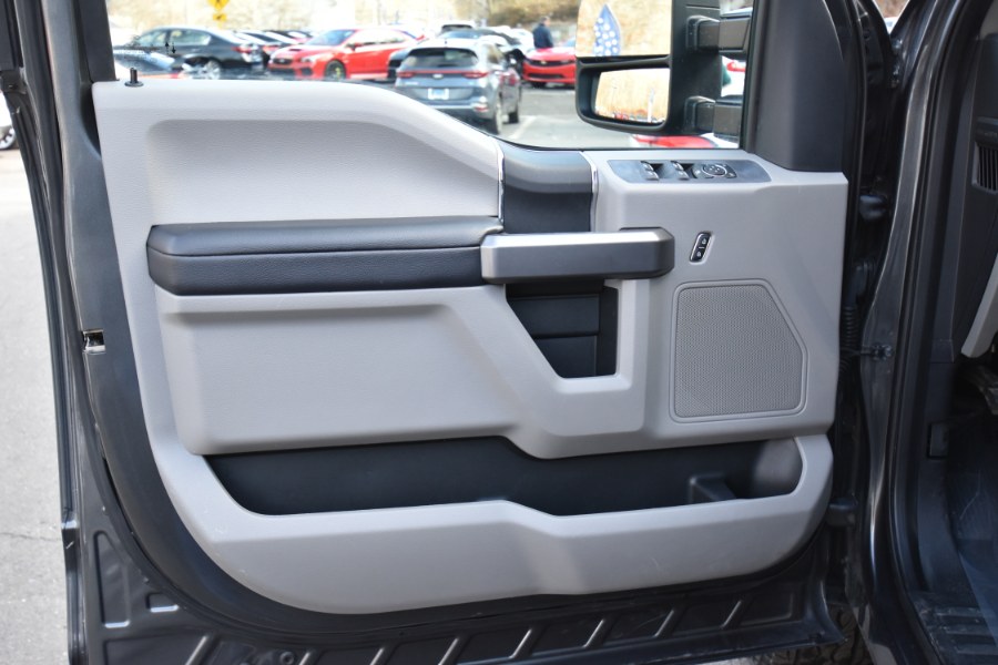 Used Ford Super Duty F-250 SRW XLT 4WD Crew Cab 6.75'' Box 2020 | Highline Car Connection. Waterbury, Connecticut Used Ford Super Duty F-250 SRW XLT 4WD Crew Cab 6.75'' Box 2020 | Highline Car Connection. Waterbury, Connecticut
