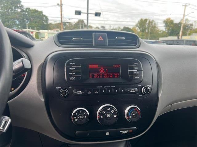 2015 Kia Soul Base, available for sale in Stratford, Connecticut | Wiz Leasing Inc. Stratford, Connecticut 2015 Kia Soul Base, available for sale in Stratford, Connecticut | Wiz Leasing Inc. Stratford, Connecticut