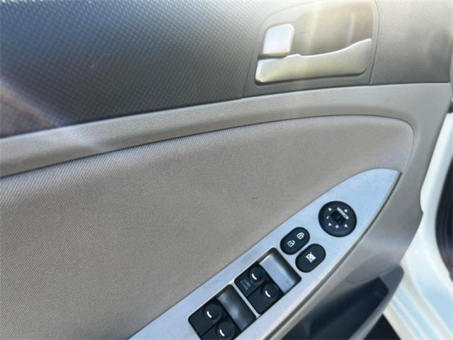 2016 Hyundai Accent SE, available for sale in Stratford, Connecticut | Wiz Leasing Inc. Stratford, Connecticut 2016 Hyundai Accent SE, available for sale in Stratford, Connecticut | Wiz Leasing Inc. Stratford, Connecticut