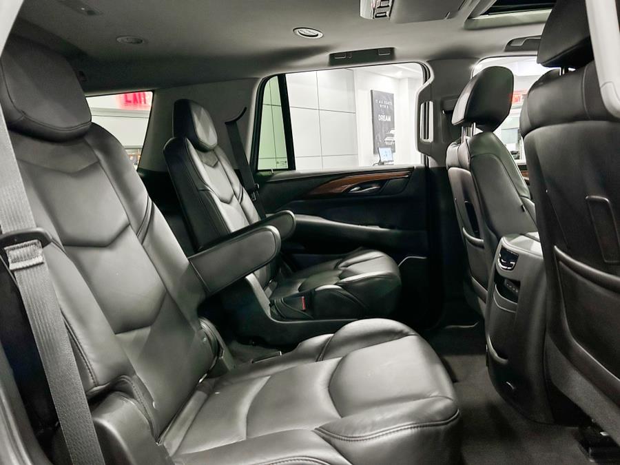 Used Cadillac Escalade 4WD 4dr Luxury 2019 | Luxury Motor Club. Franklin Square, New York Used Cadillac Escalade 4WD 4dr Luxury 2019 | Luxury Motor Club. Franklin Square, New York