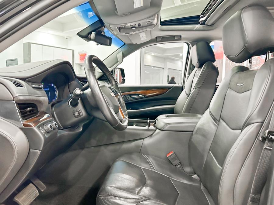 Used Cadillac Escalade 4WD 4dr Luxury 2019 | Luxury Motor Club. Franklin Square, New York Used Cadillac Escalade 4WD 4dr Luxury 2019 | Luxury Motor Club. Franklin Square, New York