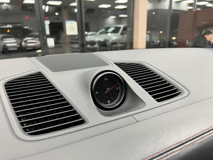 Used Porsche Cayenne S AWD 2019 | Power Motors East. Massapequa Park, New York Used Porsche Cayenne S AWD 2019 | Power Motors East. Massapequa Park, New York