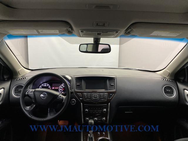 2016 Nissan Pathfinder 4WD 4dr Platinum, available for sale in Naugatuck, Connecticut | J&M Automotive Sls&Svc LLC. Naugatuck, Connecticut 2016 Nissan Pathfinder 4WD 4dr Platinum, available for sale in Naugatuck, Connecticut | J&M Automotive Sls&Svc LLC. Naugatuck, Connecticut